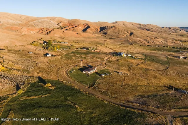 $425,000 | 1051 Bailey Loop, La Barge, WY 83123