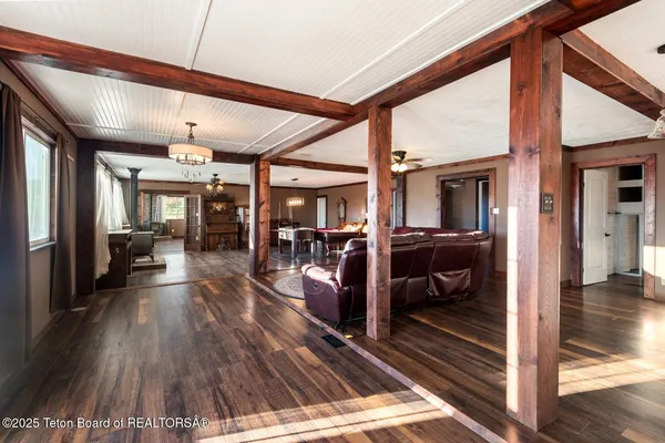 $425,000 | 1051 Bailey Loop, La Barge, WY 83123