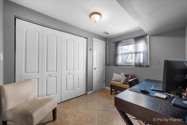 $350,000 | 320 Homestead Drive, Bolingbrook, IL 60440