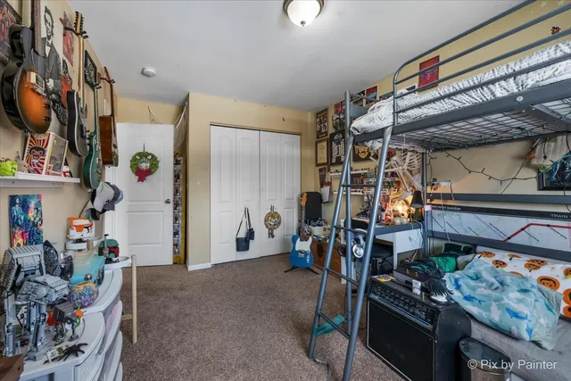 $350,000 | 320 Homestead Drive, Bolingbrook, IL 60440