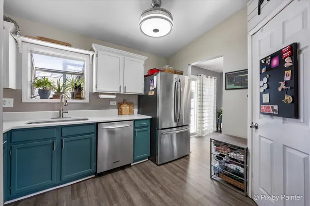 $350,000 | 320 Homestead Drive, Bolingbrook, IL 60440