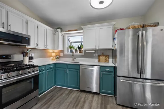 $350,000 | 320 Homestead Drive, Bolingbrook, IL 60440