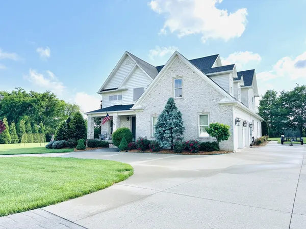 $610,000 | 1609 Windwood Court, Hopkinsville, KY 42240