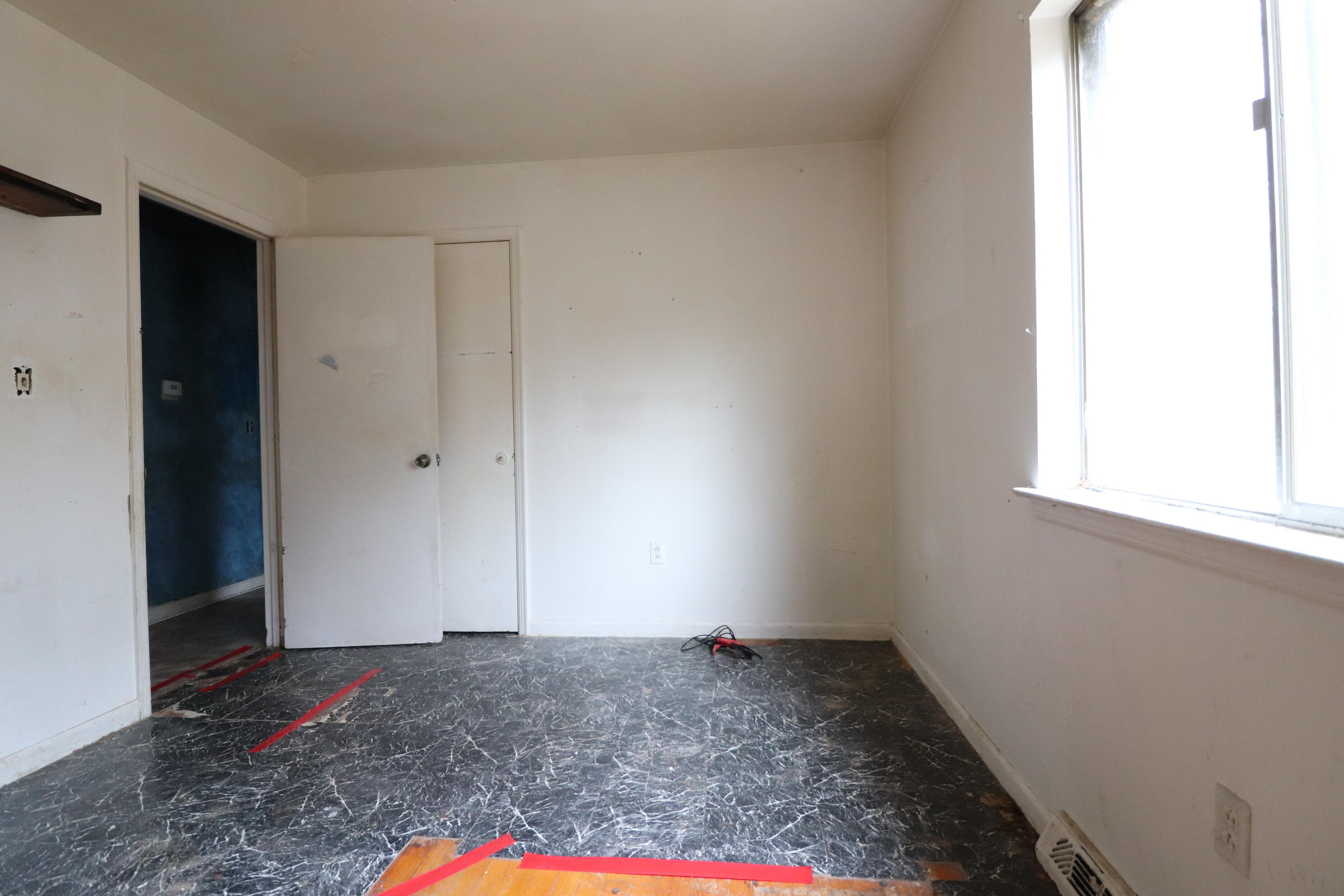 4504 Stonewall Road Northwest Roanoke, VA 24017 - Photo 6 of 15 IMG_5820