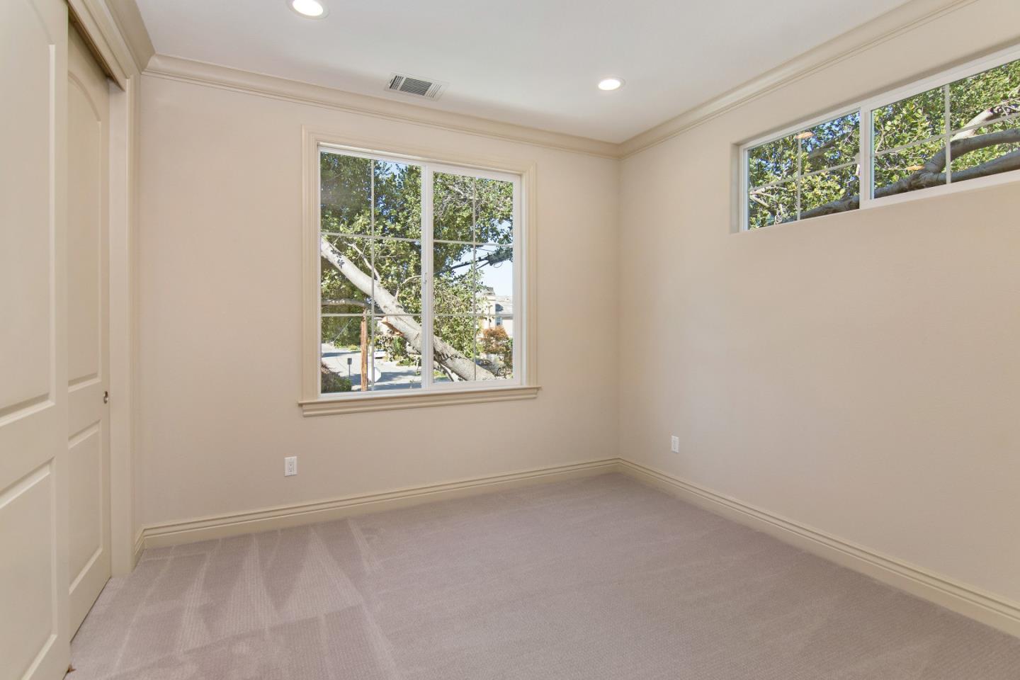 180 Redding Road Campbell, CA 95008 - Photo 9 of 16
