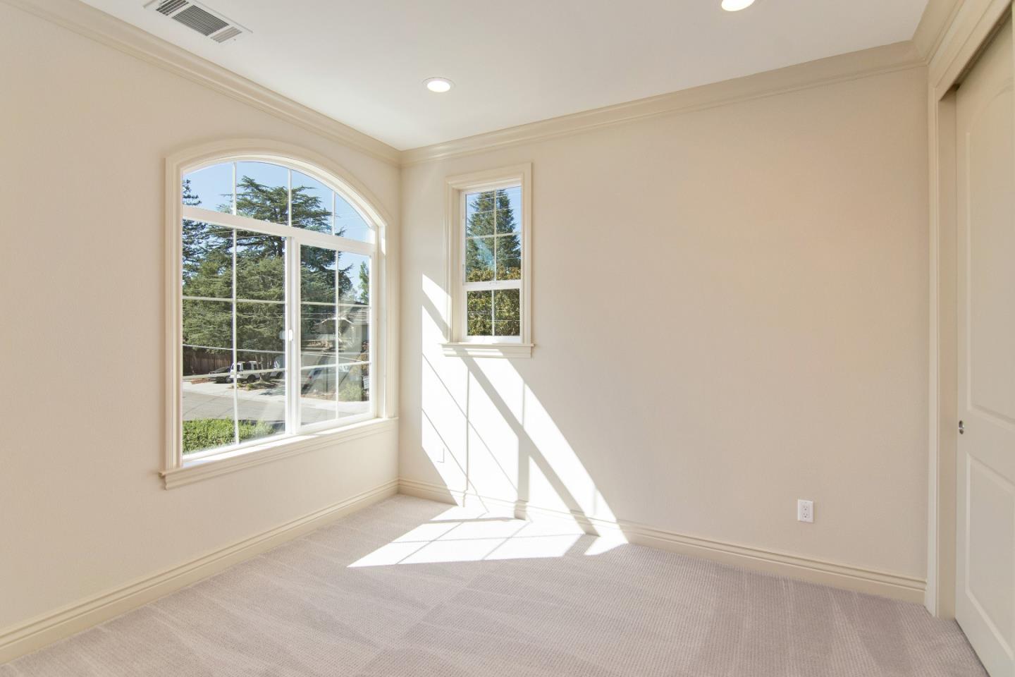 180 Redding Road Campbell, CA 95008 - Photo 10 of 16