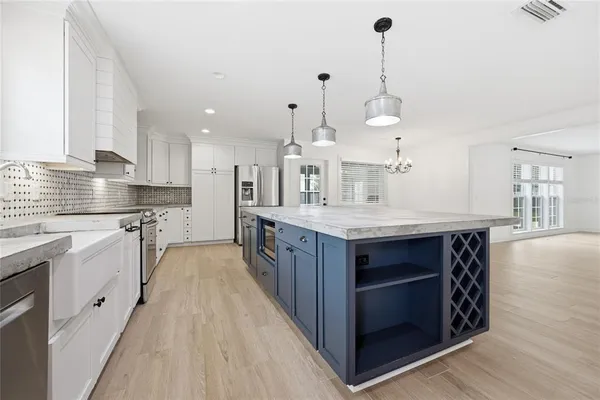 $710,000 | 1117 Northwest 51st Terrace, Gainesville, FL 32605