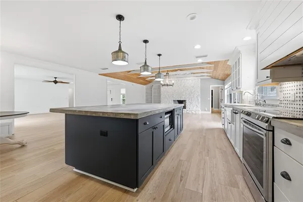 $710,000 | 1117 Northwest 51st Terrace, Gainesville, FL 32605