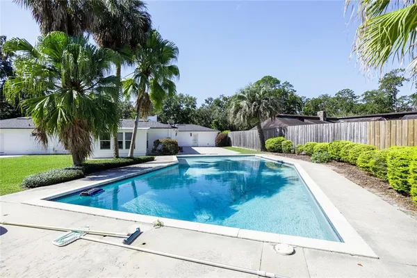 $710,000 | 1117 Northwest 51st Terrace, Gainesville, FL 32605