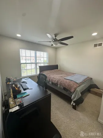 $3,950 | 25 Eddington Lane, Monroe Township, NJ 08831
