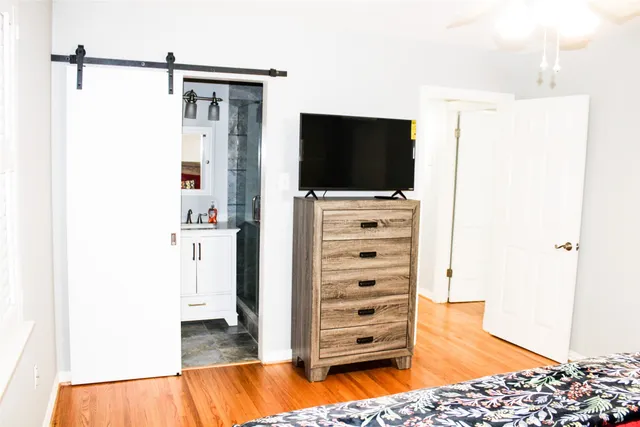 $2,500 | 8910 Greiner Drive, Houston, TX 77080