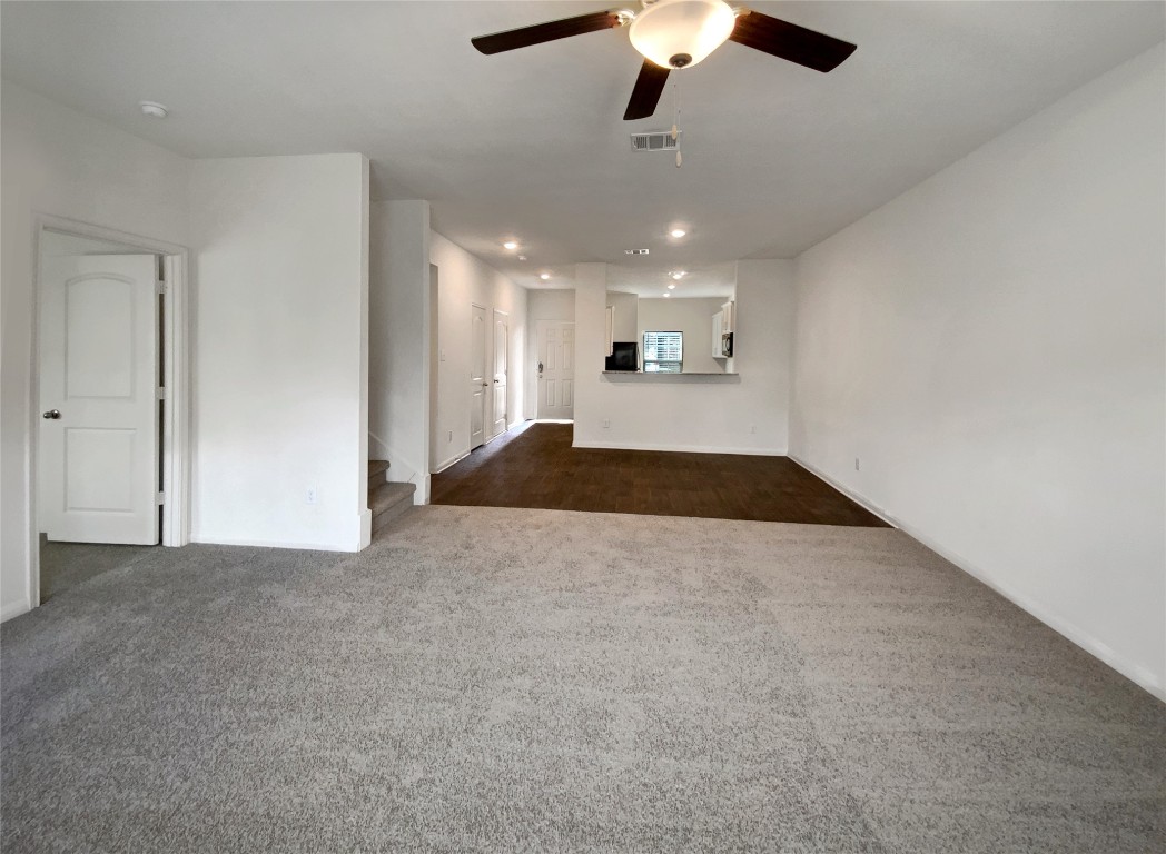 138 Niven Path, Unit 26E Jarrell, TX 76537 - Photo 3 of 21