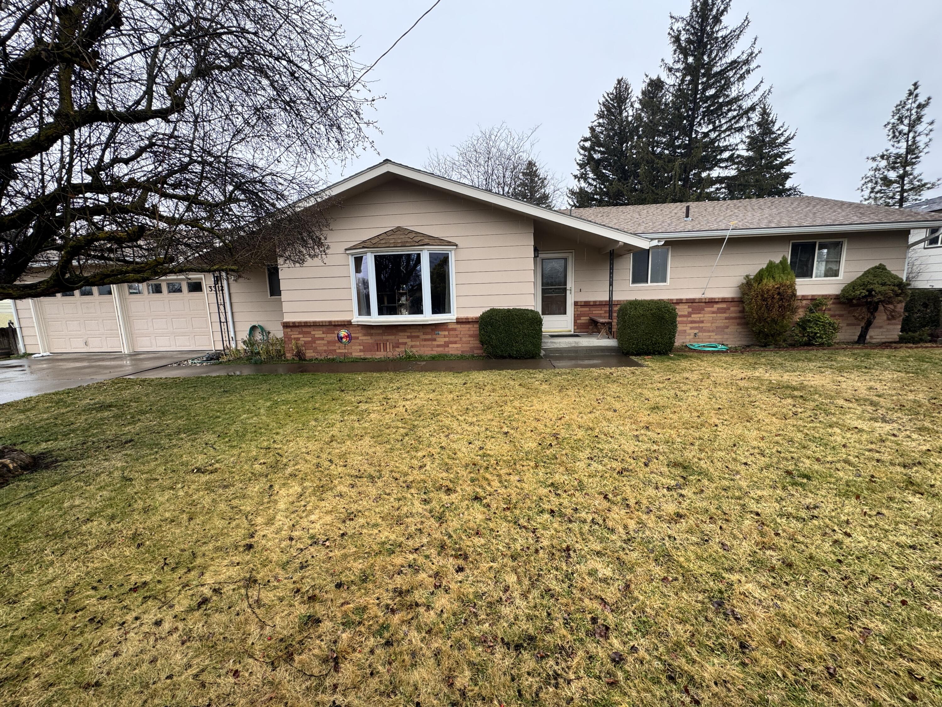 3312 Patterson Street Klamath Falls, OR 97603 - Photo 4 of 43