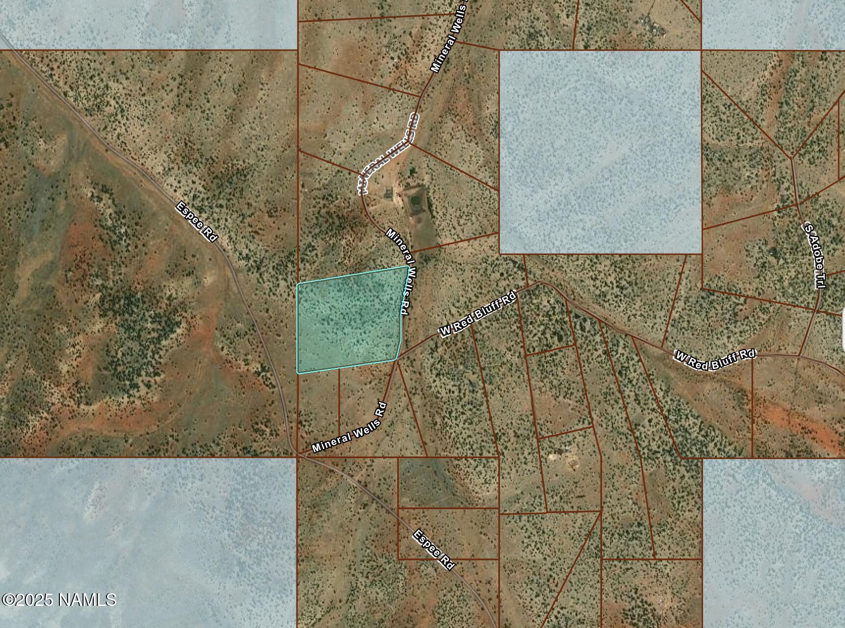 9696 Mineral Wells Road Williams, AZ 86046 - Photo 11 of 12 a bathroom with a shower