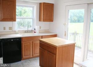 136 Warren Way Lancaster, PA 17601 - Photo 13 of 34