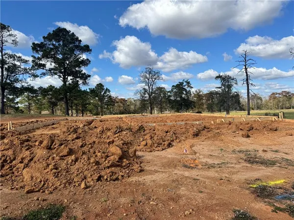 $450,900 | 4035 Cedar Bluff Drive, Woodworth, LA 71485