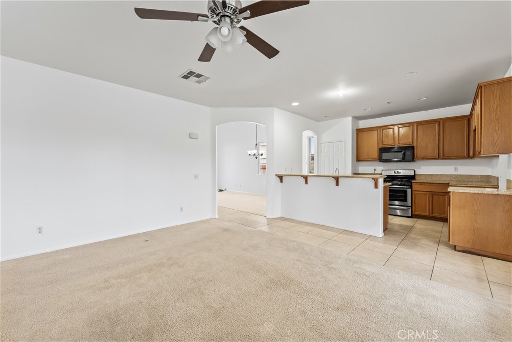 8751 Metta Circle Riverside, CA 92503 - Photo 11 of 40