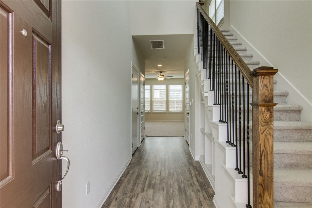 15912 Windroot Street Austin, TX 78728 - Photo 5 of 36