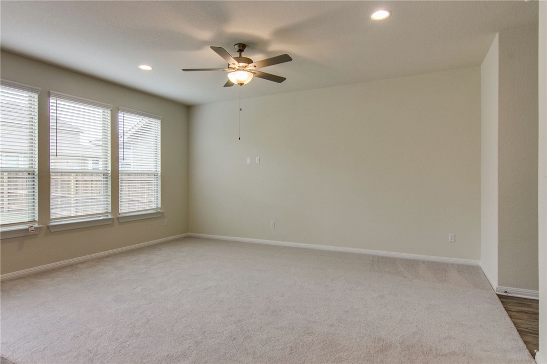 15912 Windroot Street Austin, TX 78728 - Photo 8 of 36