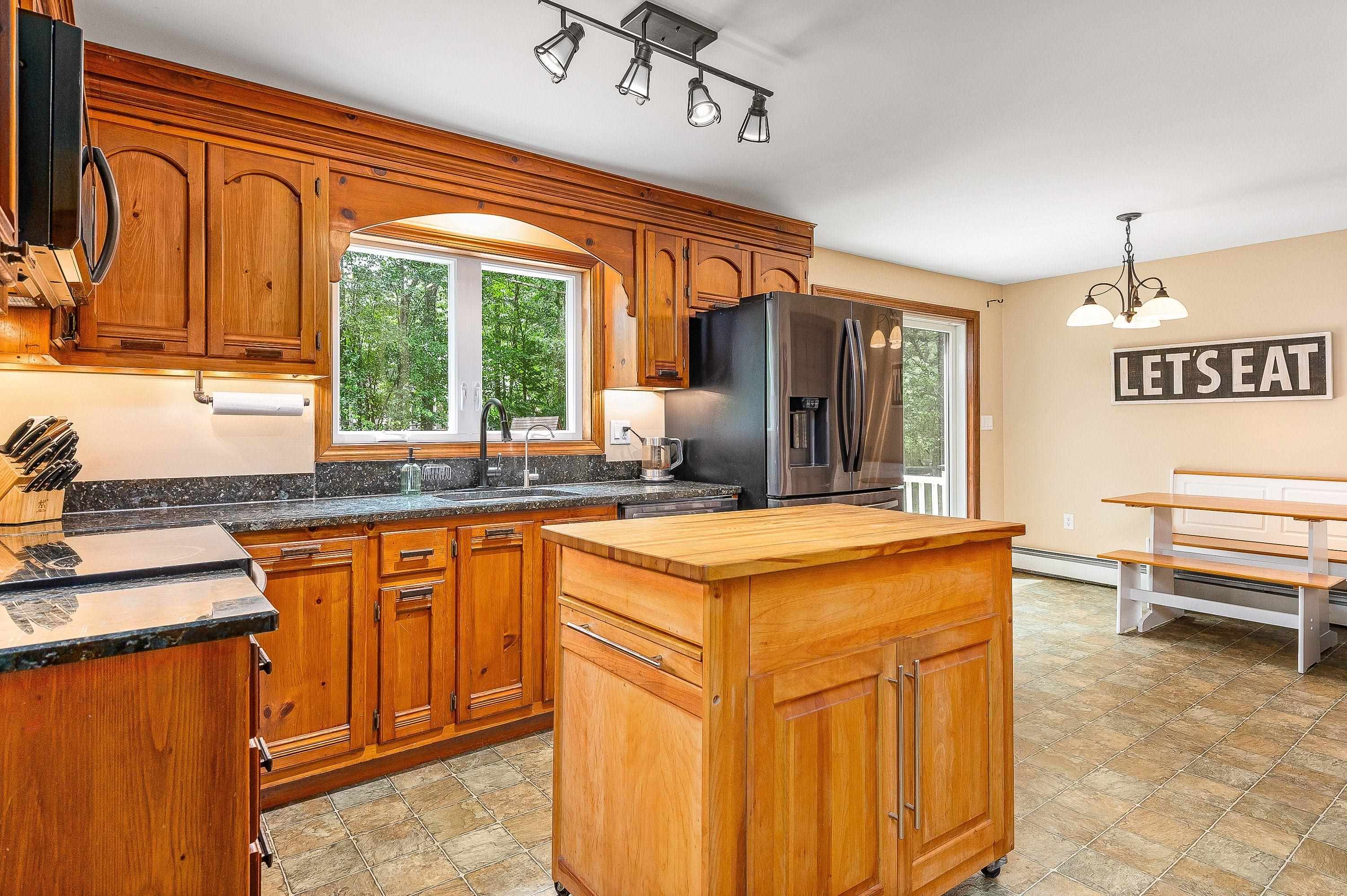 42 Moses Carr Road Rollinsford, NH 03869 - Photo 11 of 48