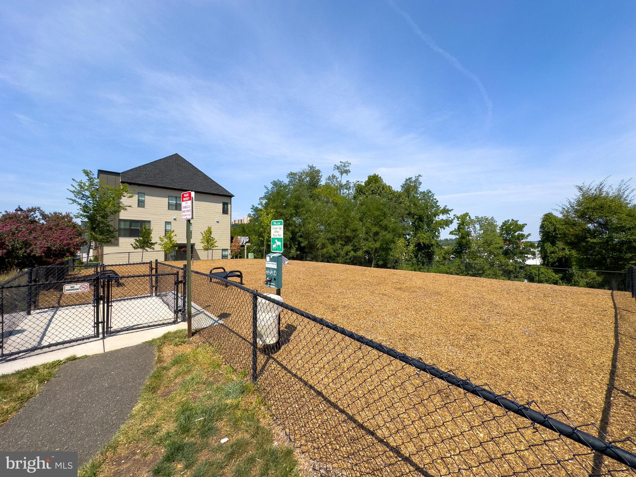 6301 Edsall Road, Unit 421 Alexandria, VA 22312 - Photo 23 of 28 Gallery Image 23