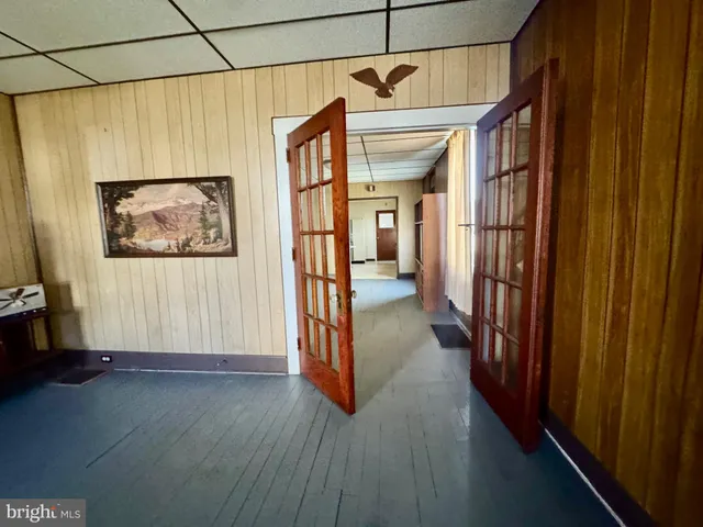 $1,100 | 632 Columbia Avenue, Cumberland, MD 21502