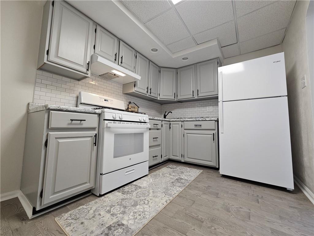 124 Deshon Court Butler, PA 16001 - Photo 5 of 17