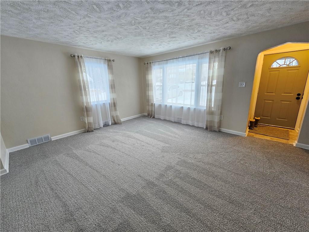 124 Deshon Court Butler, PA 16001 - Photo 9 of 17