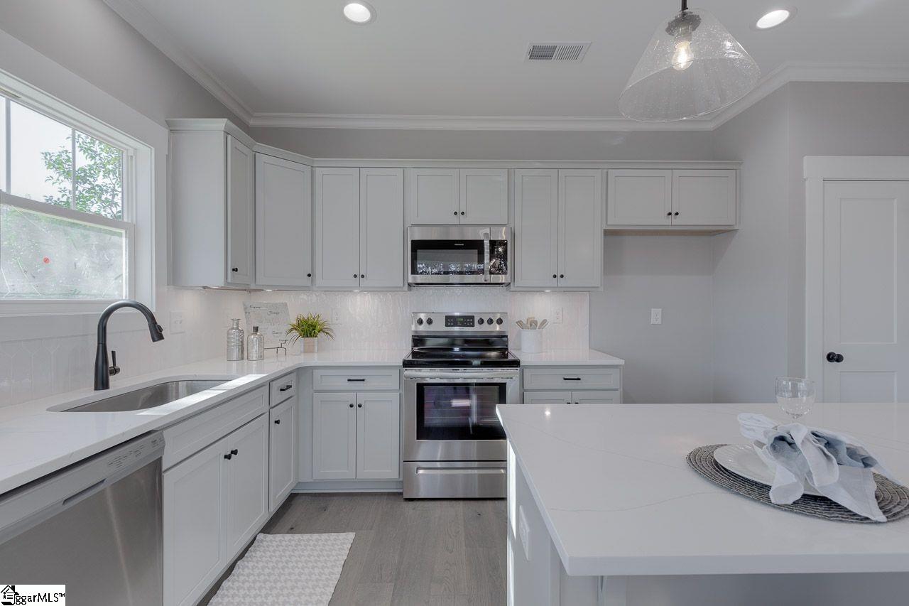 108 Clark Street Greenville, SC 29607 - Photo 11 of 20 Gallery Image 11