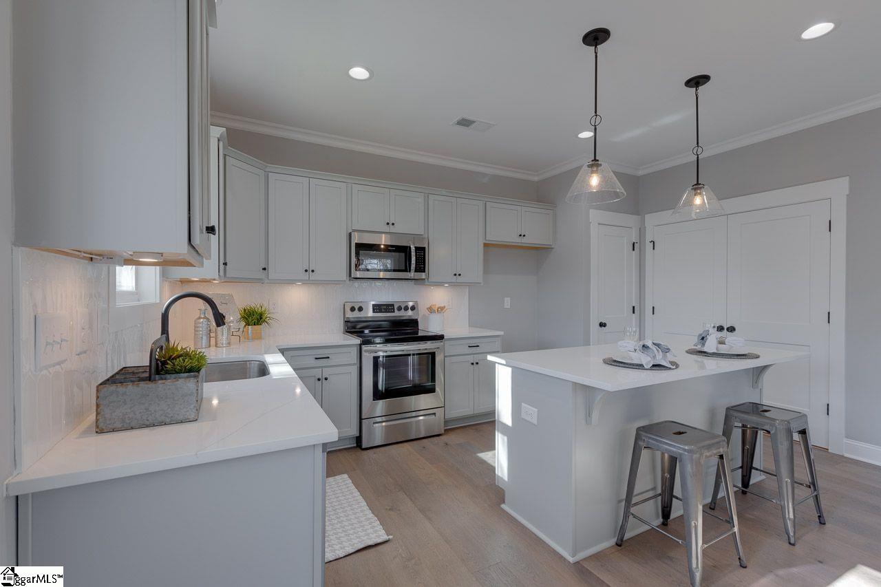 108 Clark Street Greenville, SC 29607 - Photo 12 of 20 Gallery Image 12