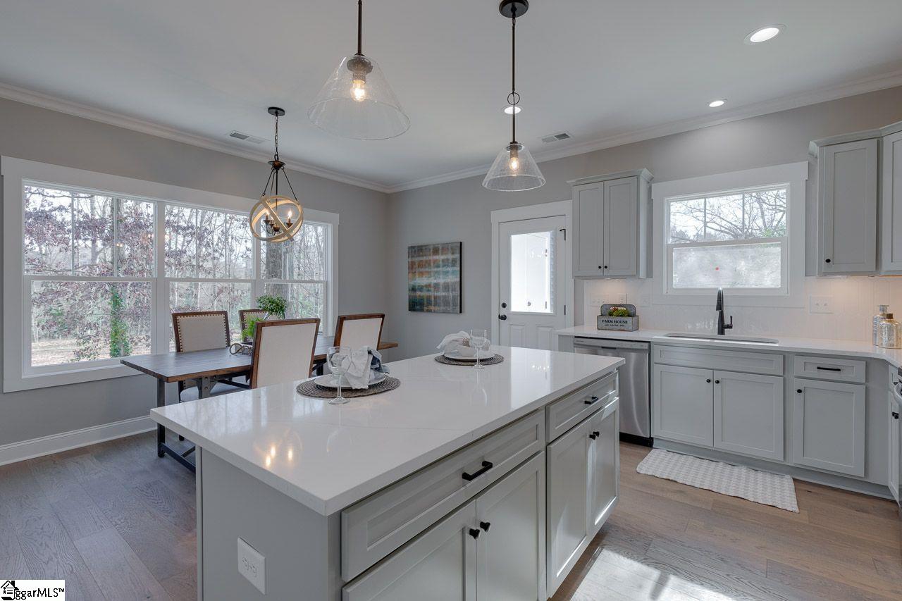 108 Clark Street Greenville, SC 29607 - Photo 10 of 20 Gallery Image 10