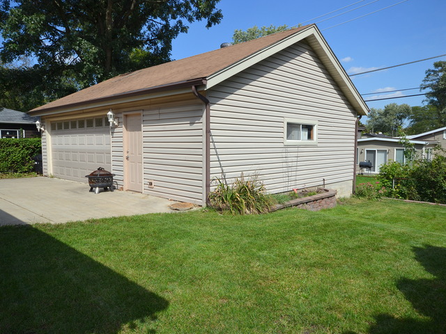 15 Rose Avenue Addison, IL 60101 - Photo 14 of 15 Gallery Image 14