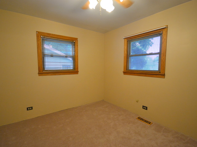 15 Rose Avenue Addison, IL 60101 - Photo 10 of 15 Gallery Image 10