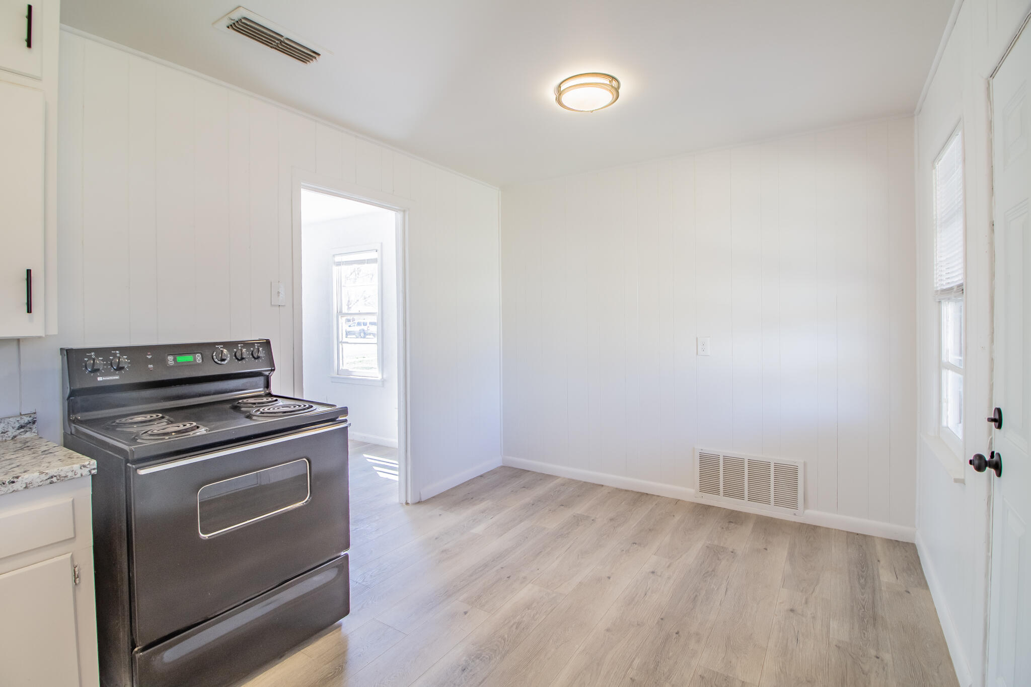 4808 42nd Street Lubbock, TX 79414 - Photo 9 of 19 IMG_6995-HDR