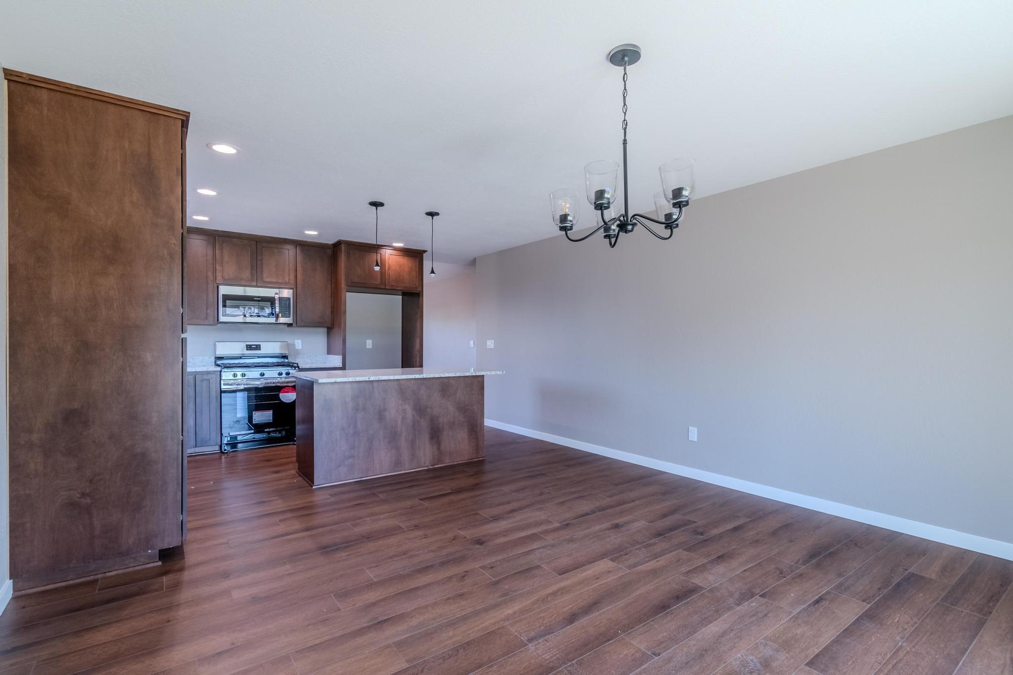 3738 Springbrook Road Medford, OR 97504 - Photo 26 of 29 01-25