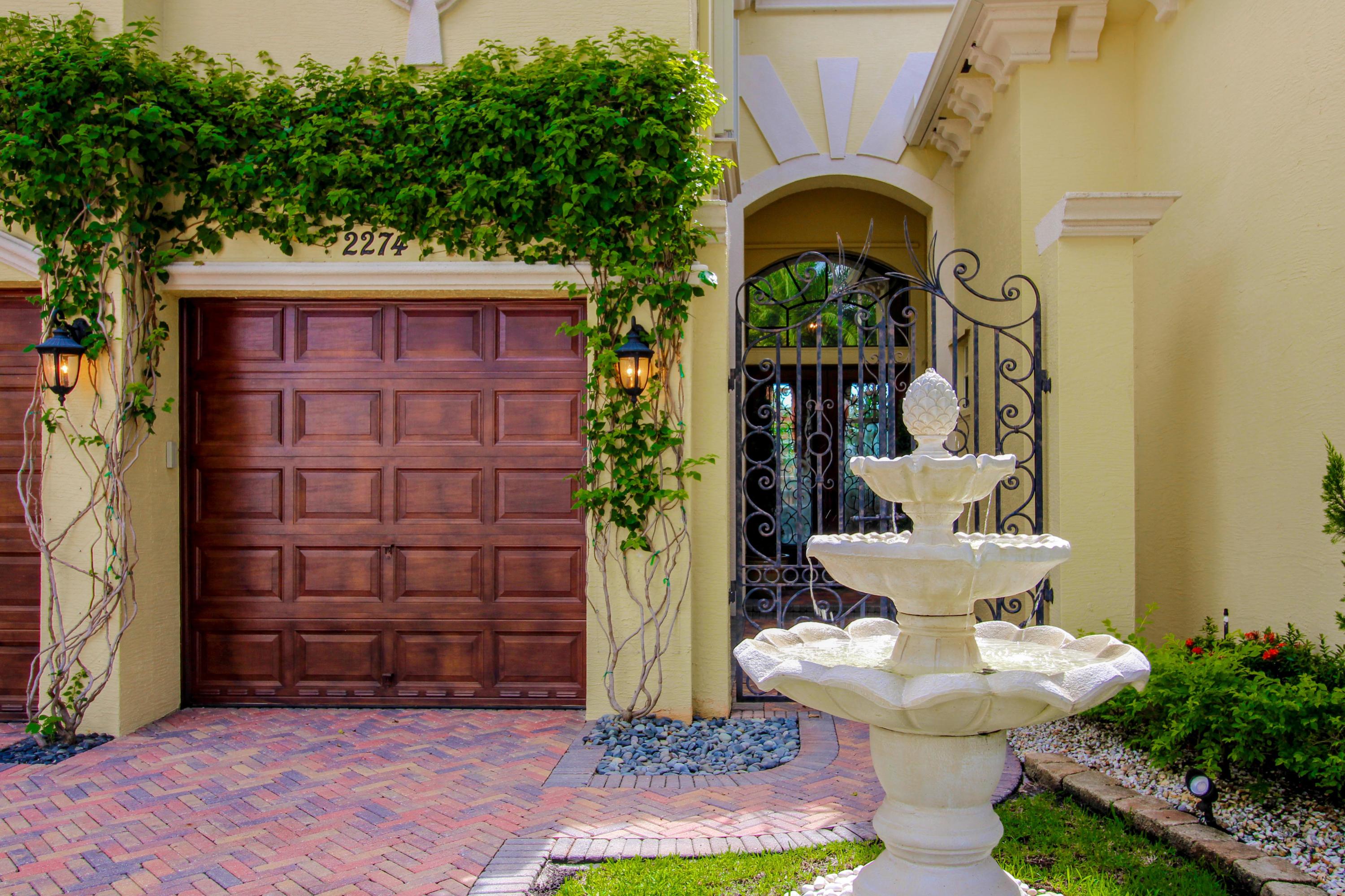 2274 Stotesbury Way Wellington, FL 33414 - Photo 4 of 65 4