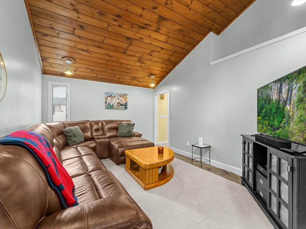19 Cedar Road Shrewsbury, MA 01545 - Photo 21 of 42 Gallery Image 21