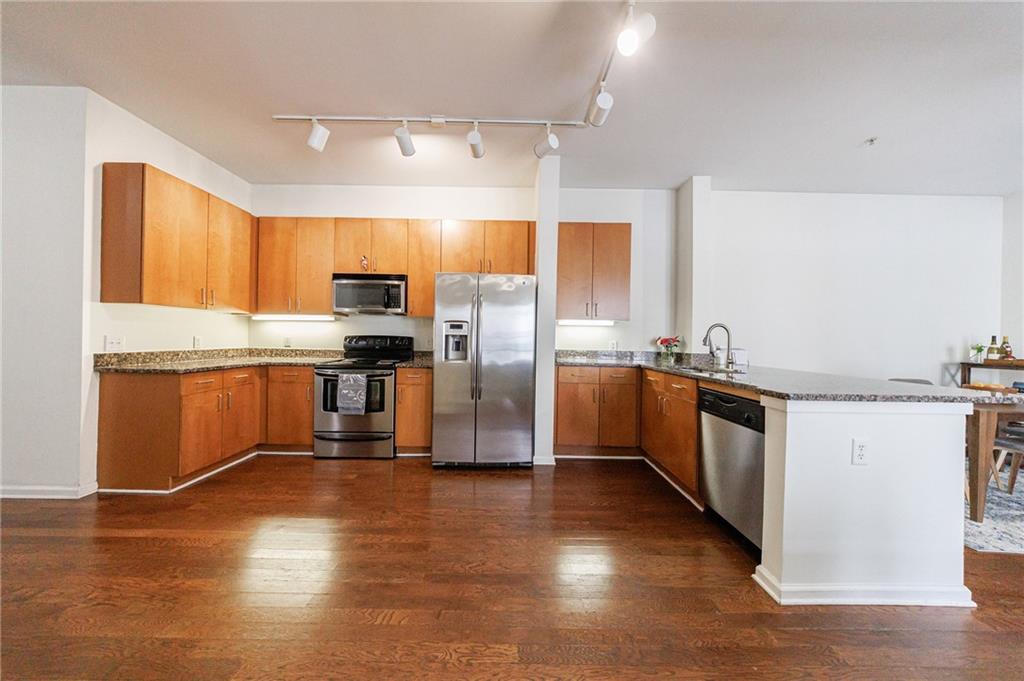 5300 Peachtree Road, Unit 1209 Chamblee, GA 30341 - Photo 6 of 35