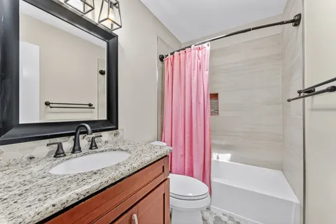 $525,000 | 2907 Bissonnet Street, West University Place, TX 77005