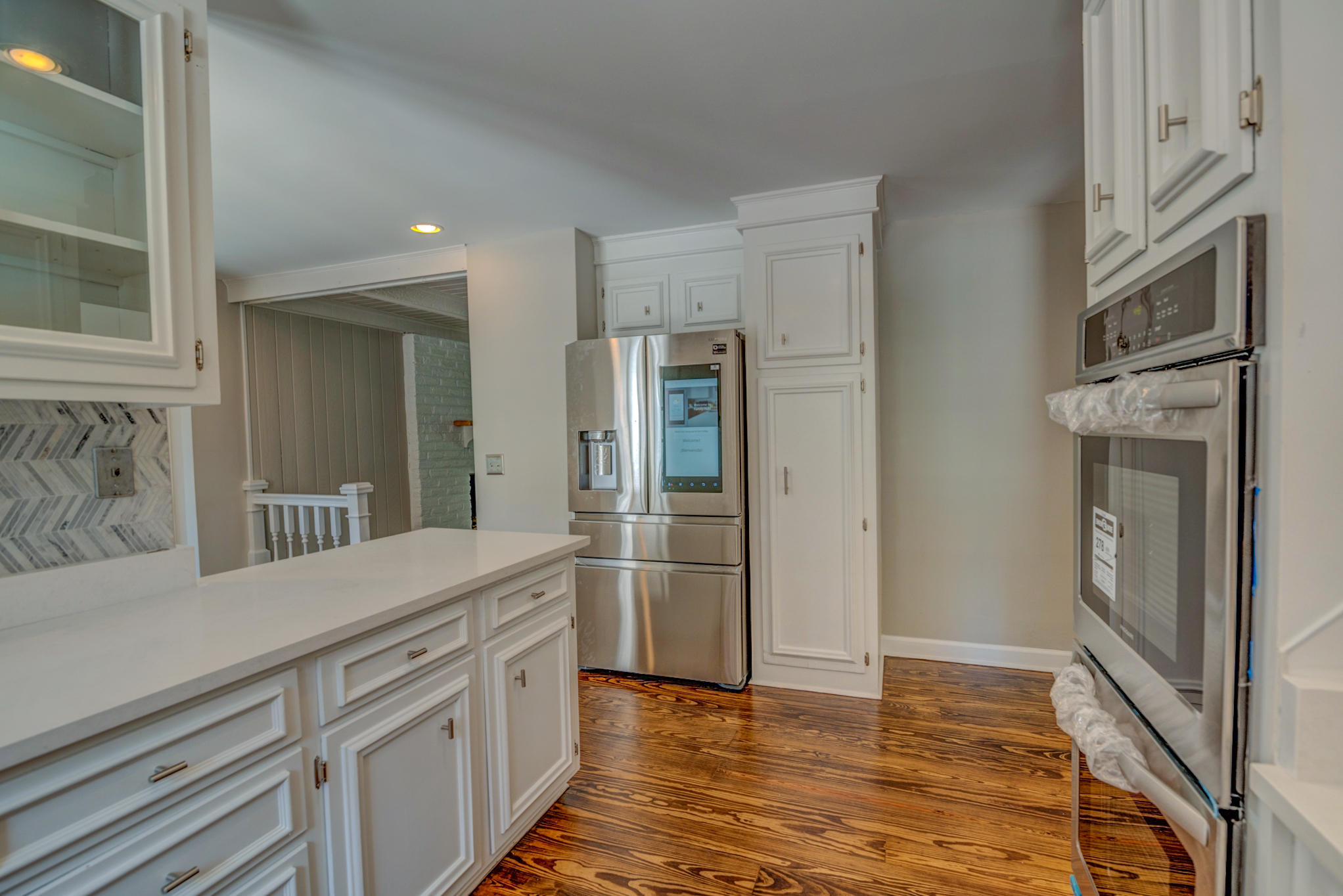 979 Harbortowne Road Charleston, SC 29412 - Photo 15 of 45 979 Harbortowne-26
