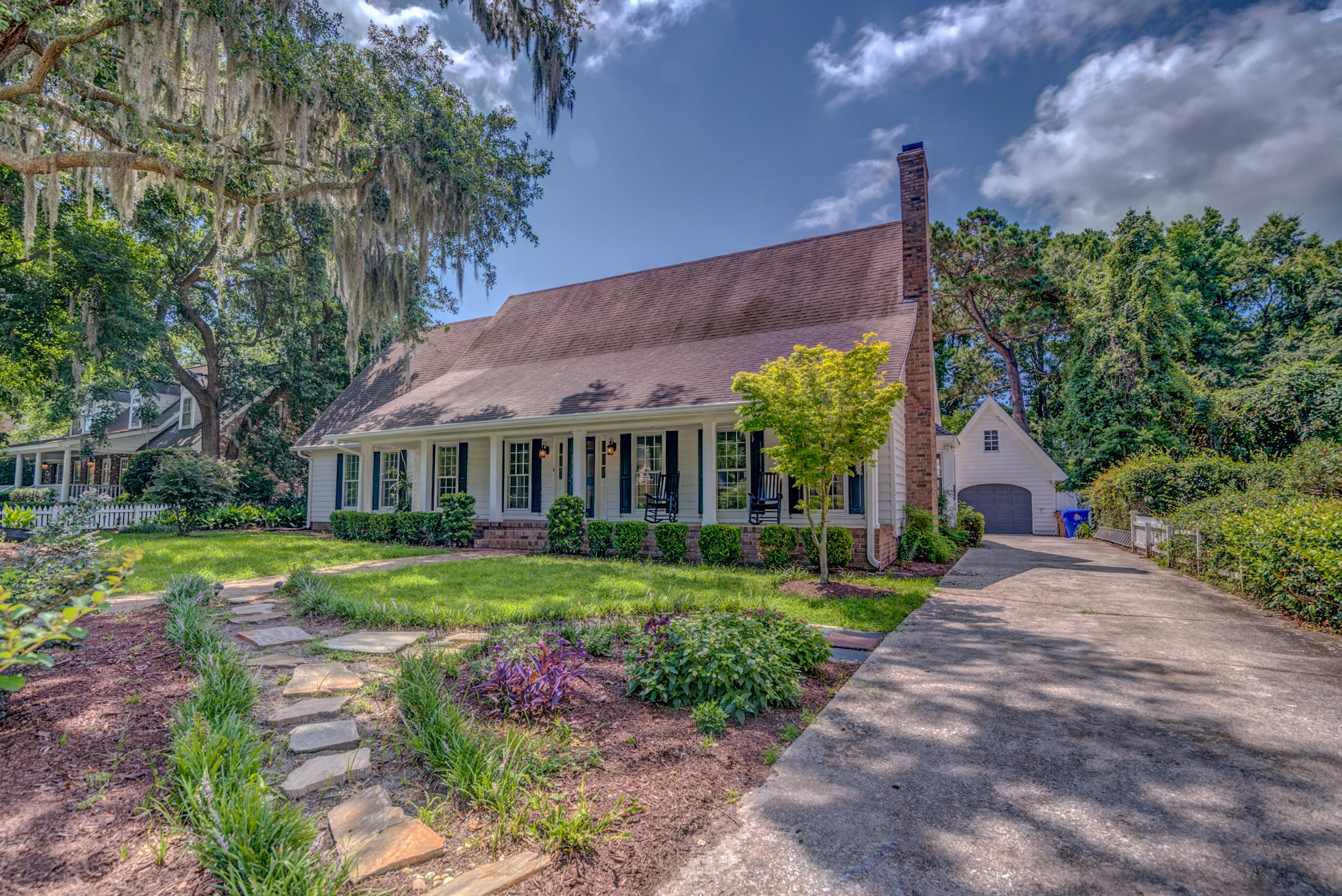 979 Harbortowne Road Charleston, SC 29412 - Photo 3 of 45 979 Harbortowne-42