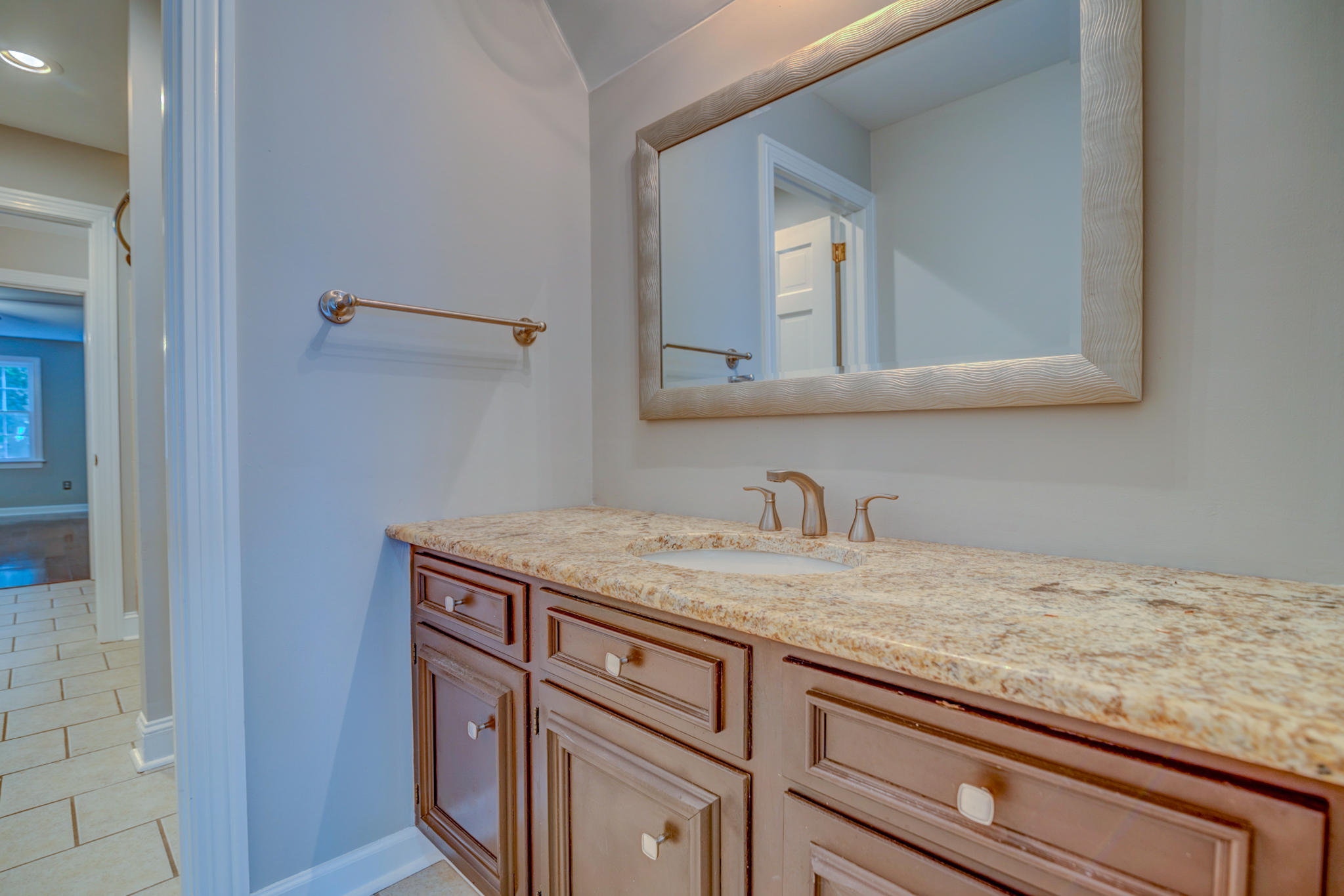 979 Harbortowne Road Charleston, SC 29412 - Photo 36 of 45 979 Harbortowne-4