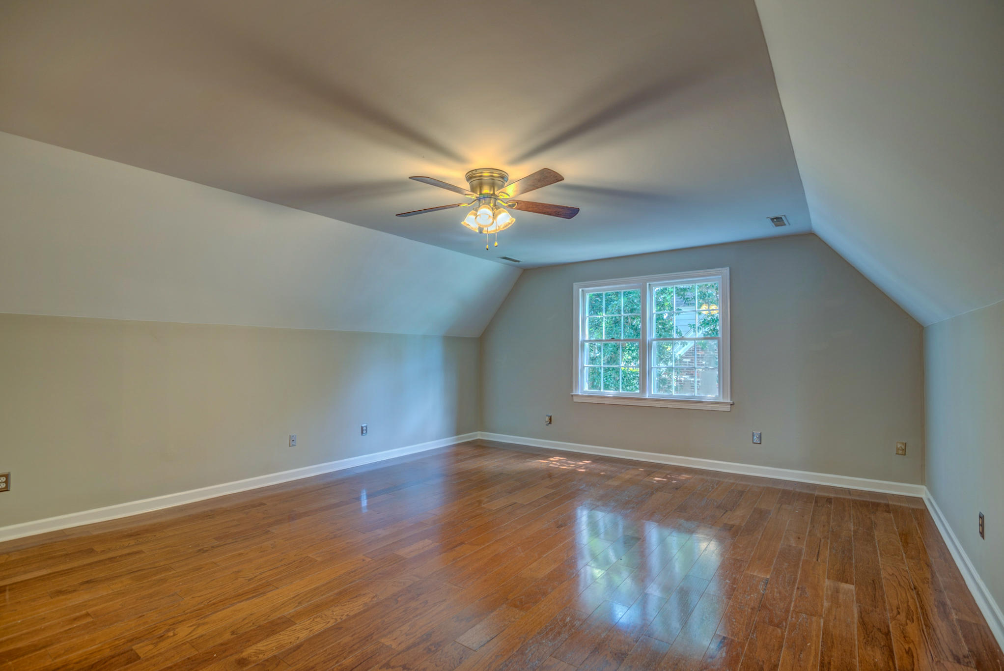979 Harbortowne Road Charleston, SC 29412 - Photo 39 of 45 979 Harbortowne-7