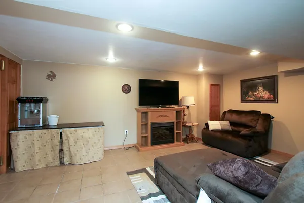 $199,900 | 312 Milkyway Street North, Cosmos, MN 56228
