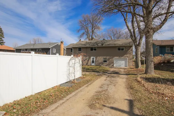 $199,900 | 312 Milkyway Street North, Cosmos, MN 56228