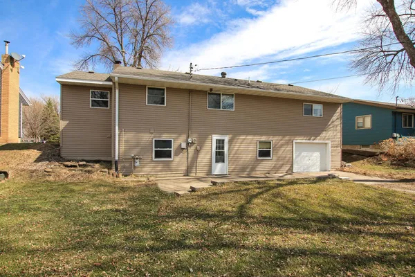 $199,900 | 312 Milkyway Street North, Cosmos, MN 56228