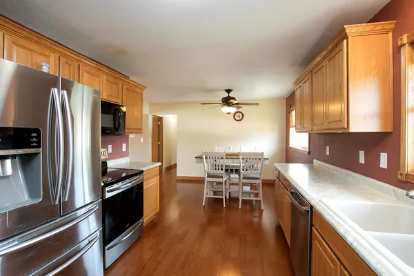 $199,900 | 312 Milkyway Street North, Cosmos, MN 56228