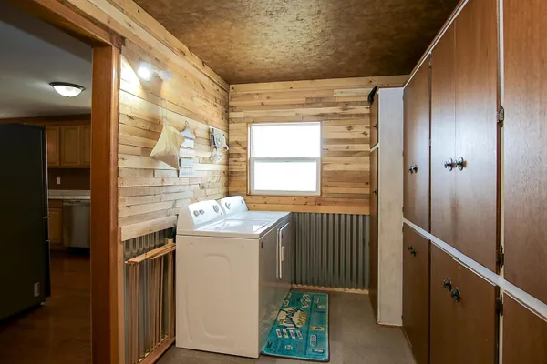 $199,900 | 312 Milkyway Street North, Cosmos, MN 56228