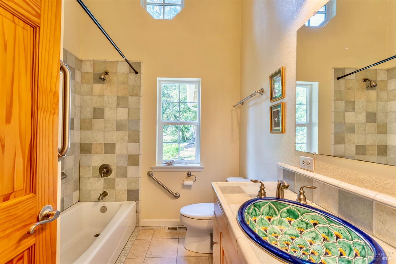 18940 Timber Pointe Drive Fort Bragg, CA 95437 - Photo 24 of 32 Guest Bathroom