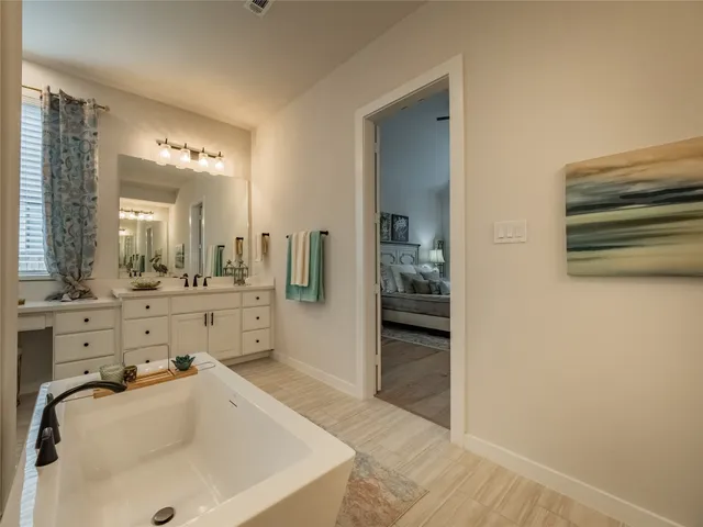 $815,000 | 3411 Benito Drive, Iowa Colony, TX 77583